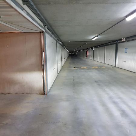 Koksijde Zeedijk La Digue 102 Appartement Met Garage - Lateraal Zeezicht Kültér fotó