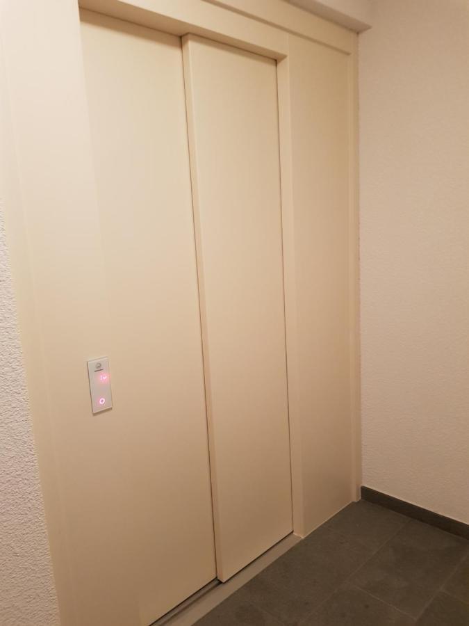 Koksijde Zeedijk La Digue 102 Appartement Met Garage - Lateraal Zeezicht Kültér fotó