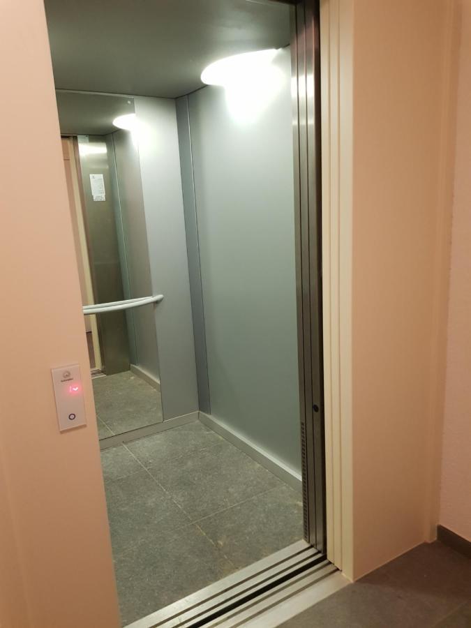 Koksijde Zeedijk La Digue 102 Appartement Met Garage - Lateraal Zeezicht Kültér fotó